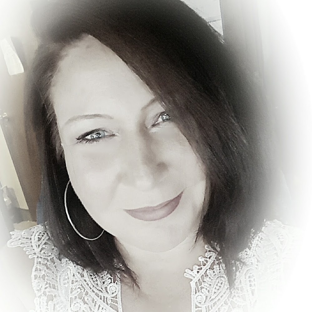 Meet your Posher, Pamela